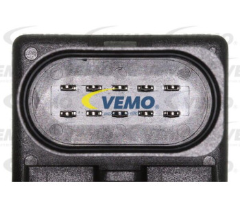 Комплект гарнитури, маслен радиатор VEMO V15-60-96087 за VOLKSWAGEN JETTA VI (162, 163) от 2010 до 2018