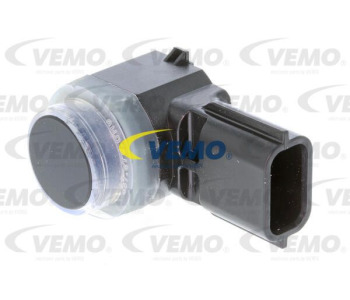 Корпус на термостат VEMO V46-99-1367 за RENAULT CLIO II (SB0/1/2_) товарен от 1998 до 2005