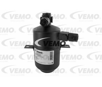 Горивна помпа VEMO V30-09-0004 за MERCEDES C (W202) седан от 1993 до 2000